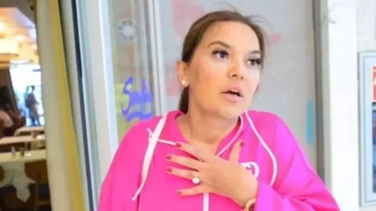 Demet Akalın'dan Dubai paylaşımı: ''Kafayı üşütürdüm herhalde''