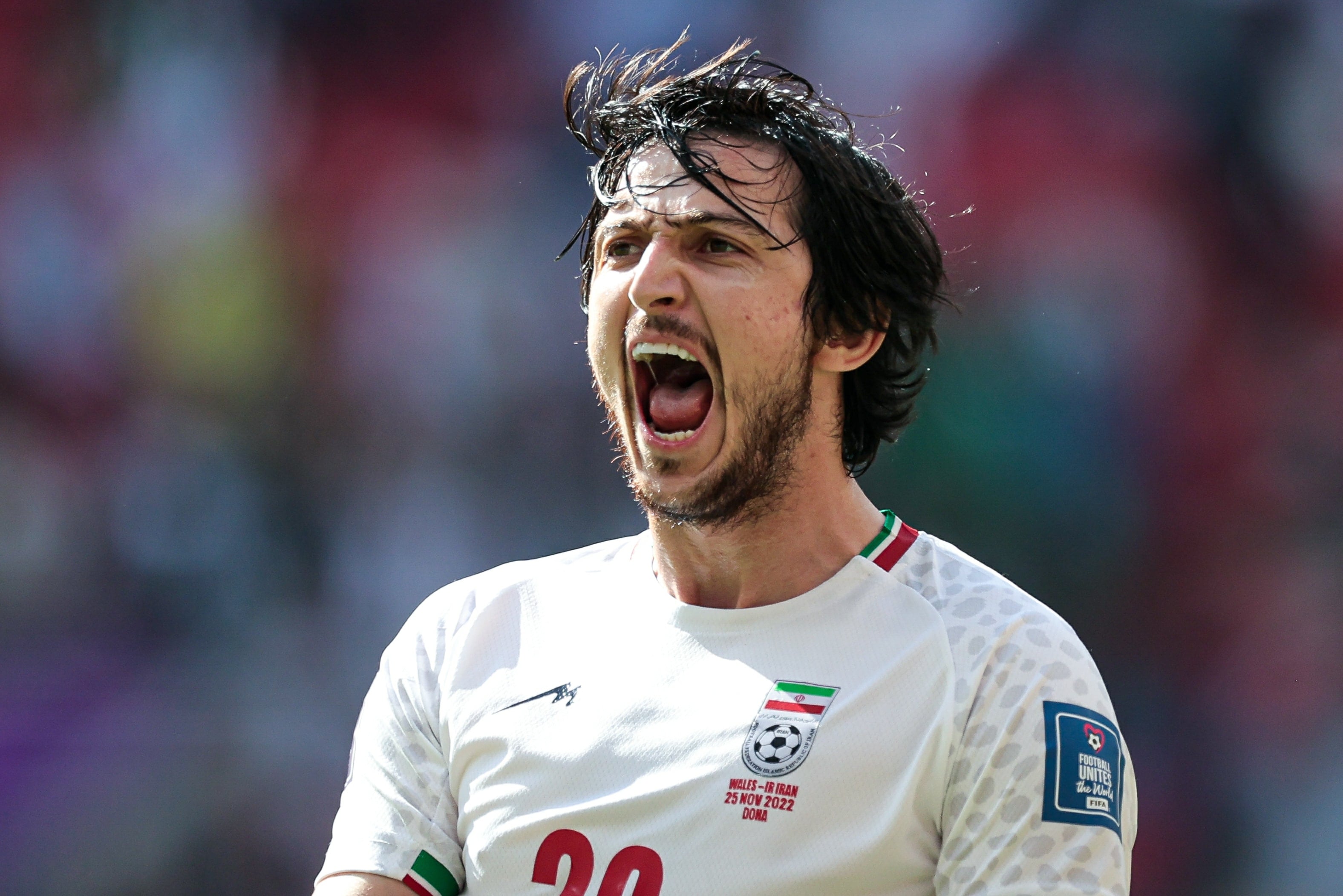 İranlı yıldız futbolcuya şok! Mal varlığı tehlikeye girdi