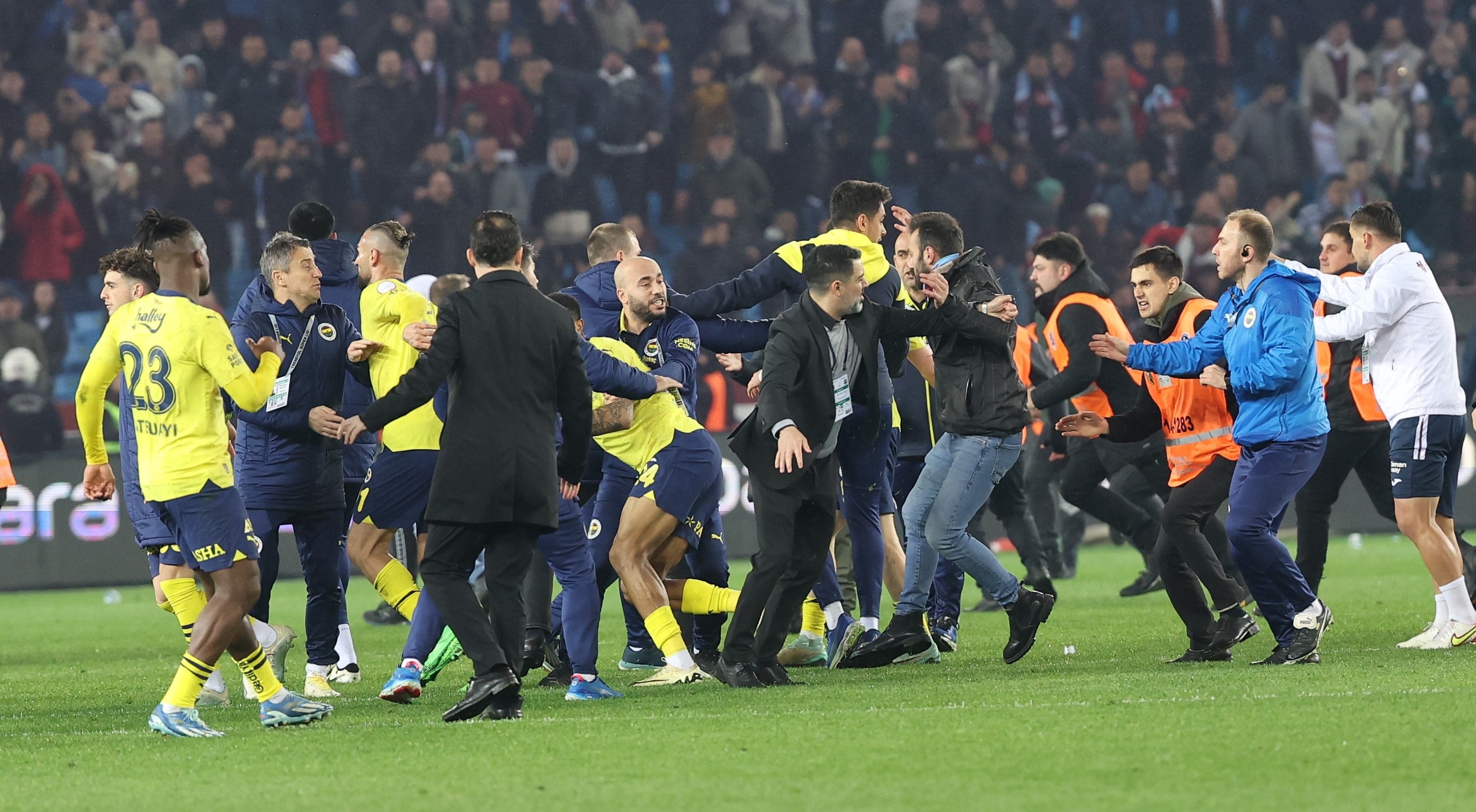 Trabzonspor-Fenerbahçe maçı sonrası yaşanan olaylarla ilgili karar çıktı