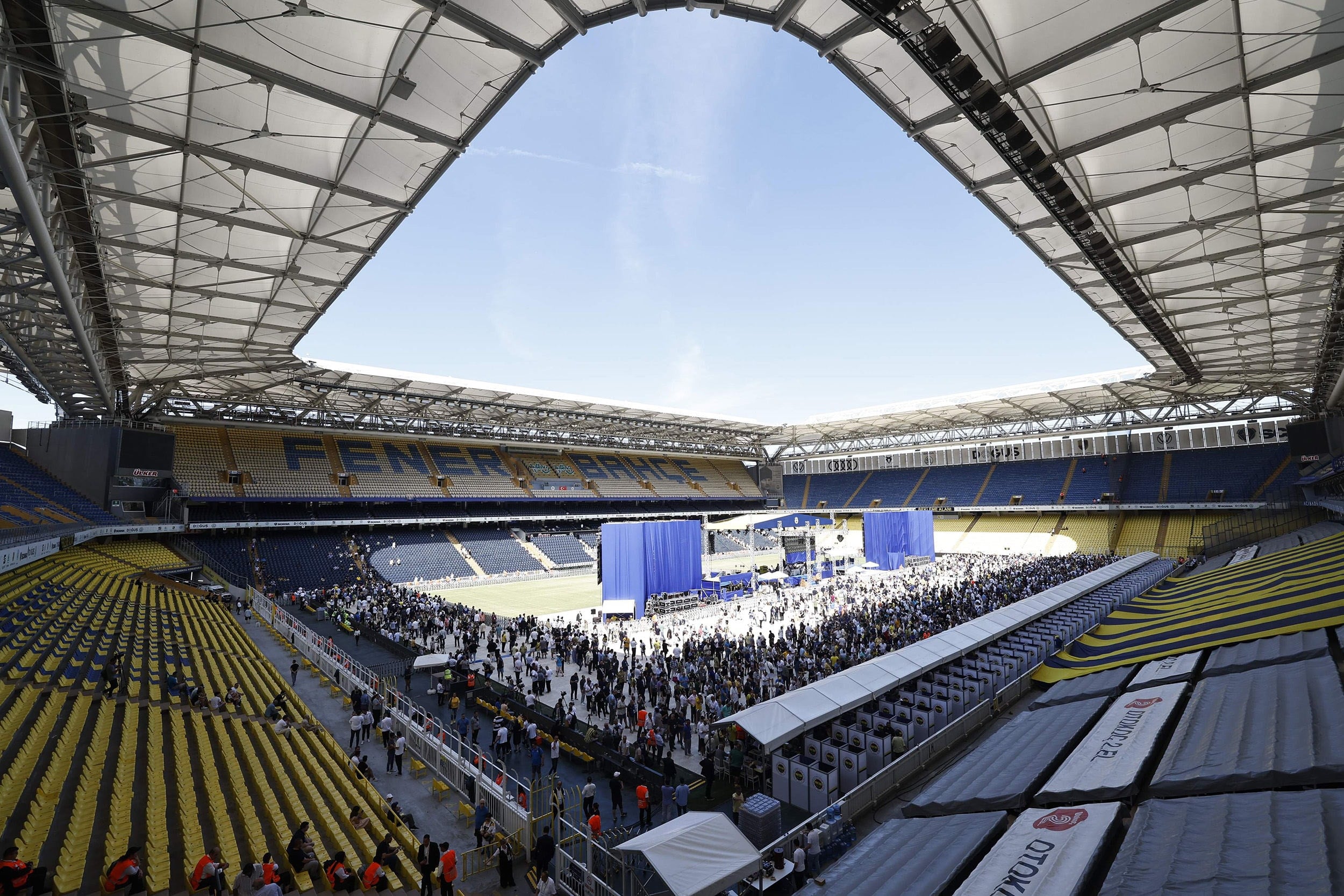 Fenerbahçe'de seçim savaşı başladı! 4 aday ufukta belirdi