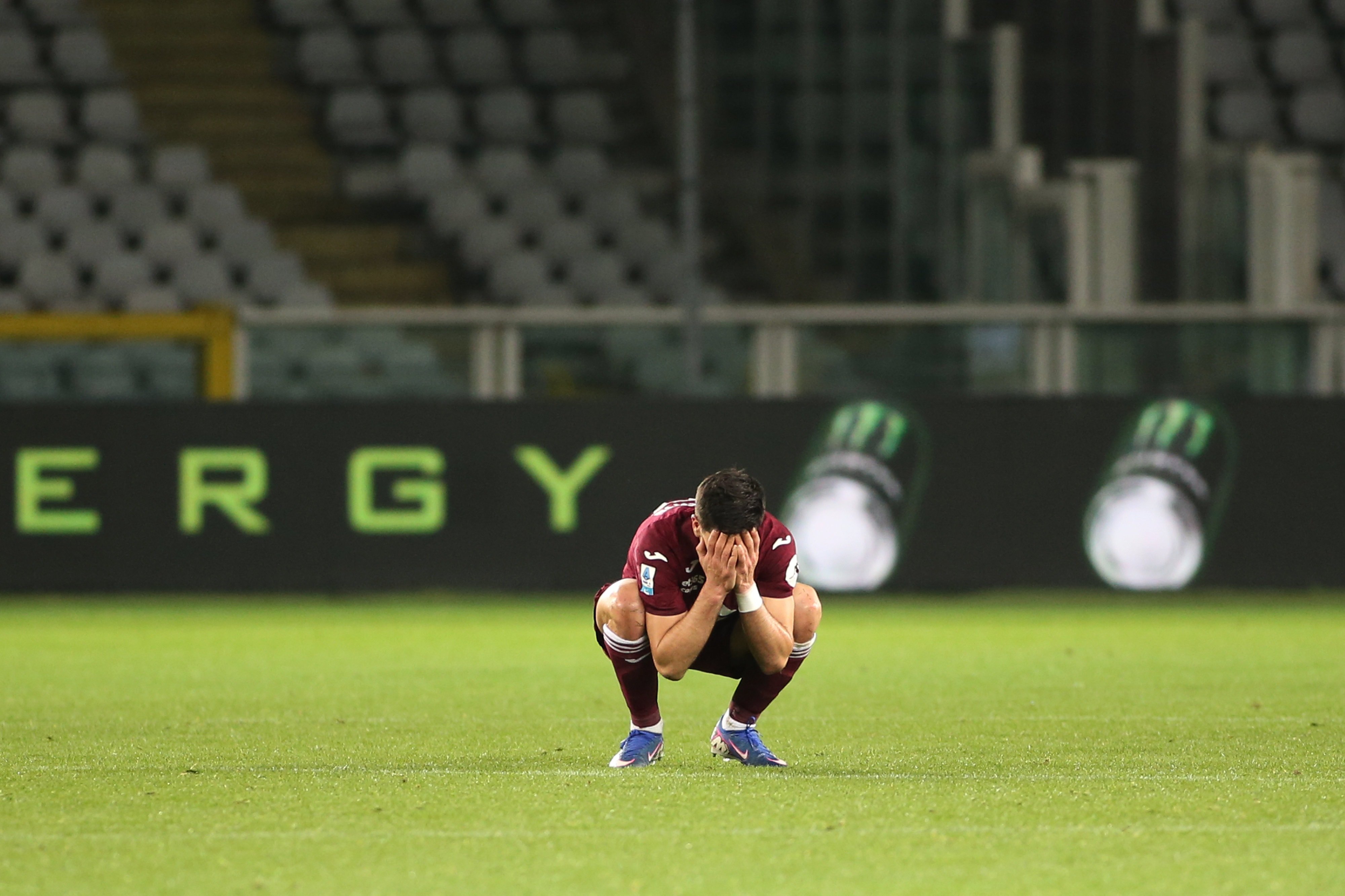 Beşiktaş'a Simeone'den kötü haber! Bonservisini aldılar