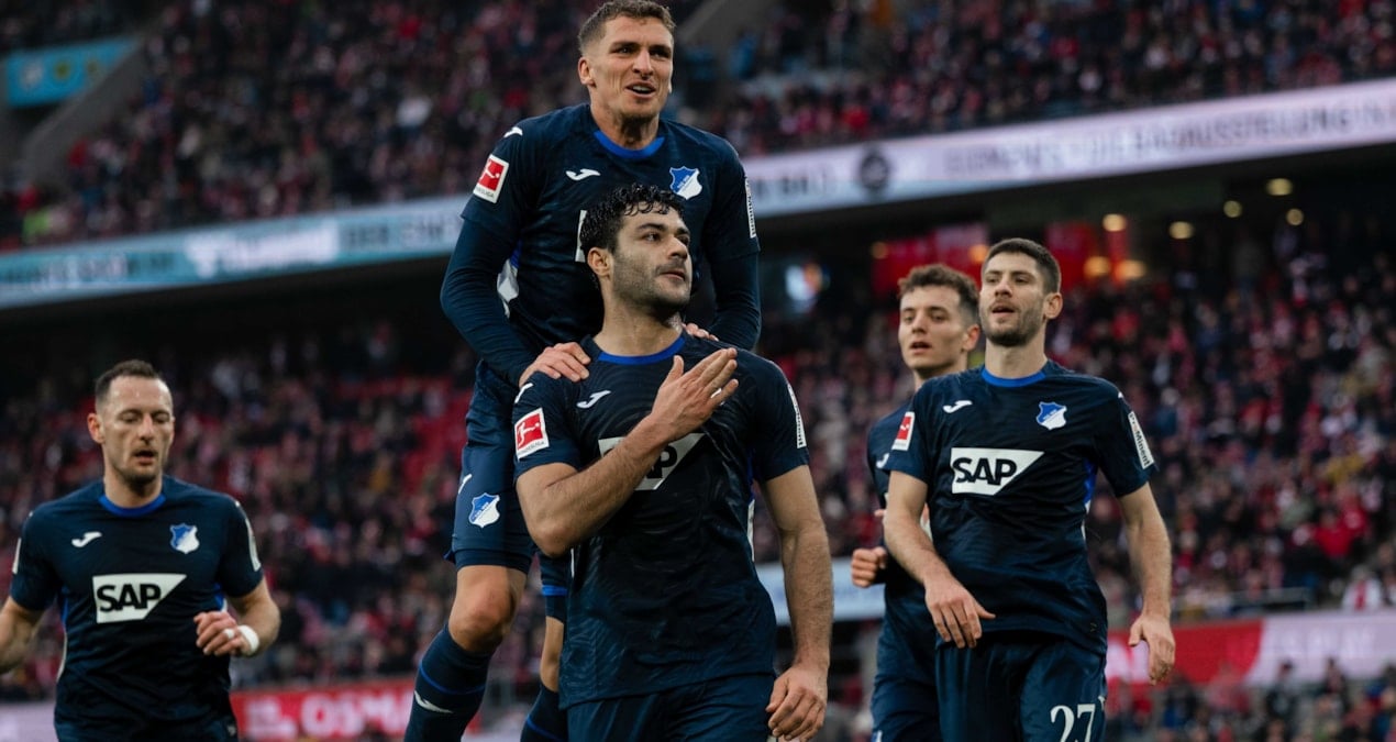 Milli yıldız sakatlık dönüşü şov yapıyor! Bundesliga'da tarih yazıyor