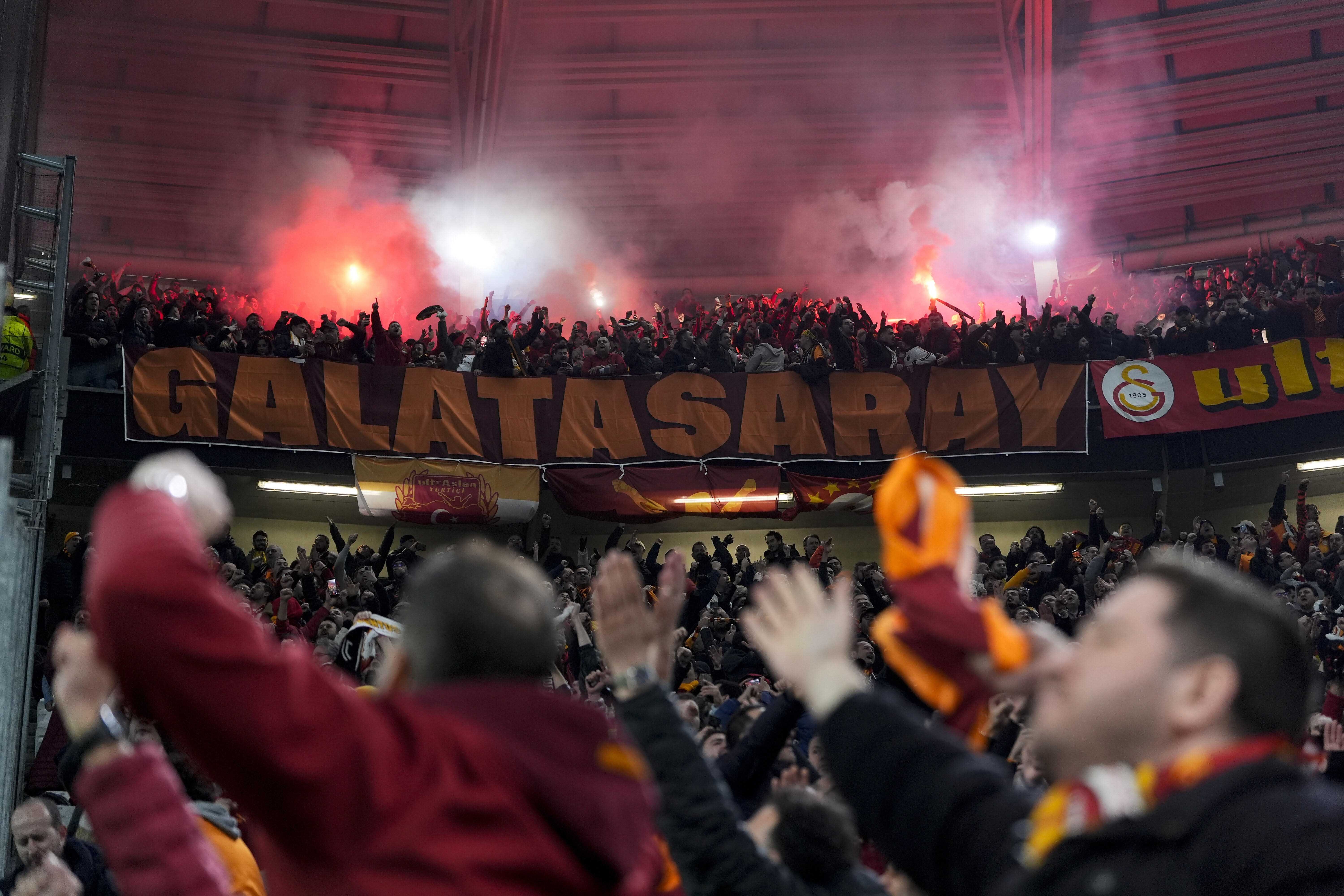 Liverpool maçı öncesi G.Saray'a kötü haber