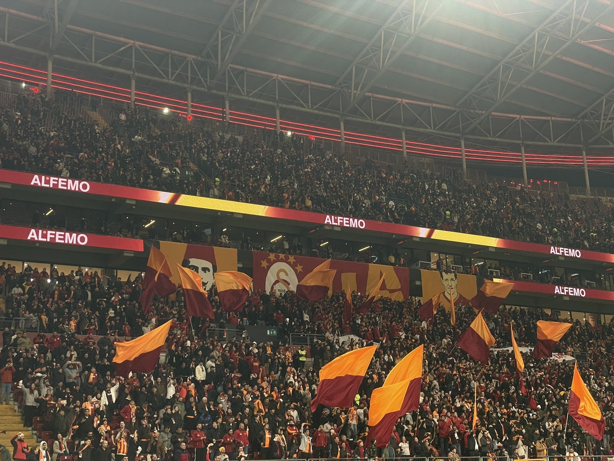 Galatasaray - Liverpool maçının fiyatları belli oldu