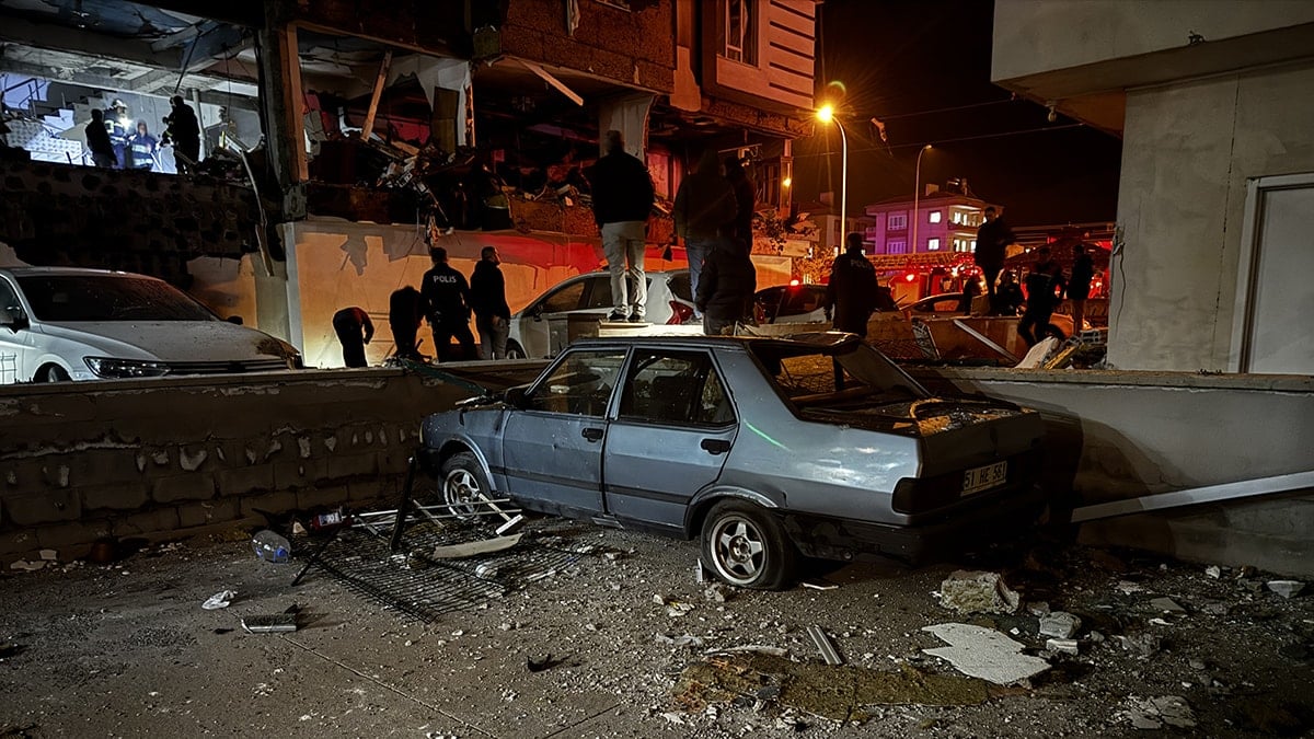 Doğal gaz patlamasında ortalık savaş alanına döndü! Çok sayıda yaralı var