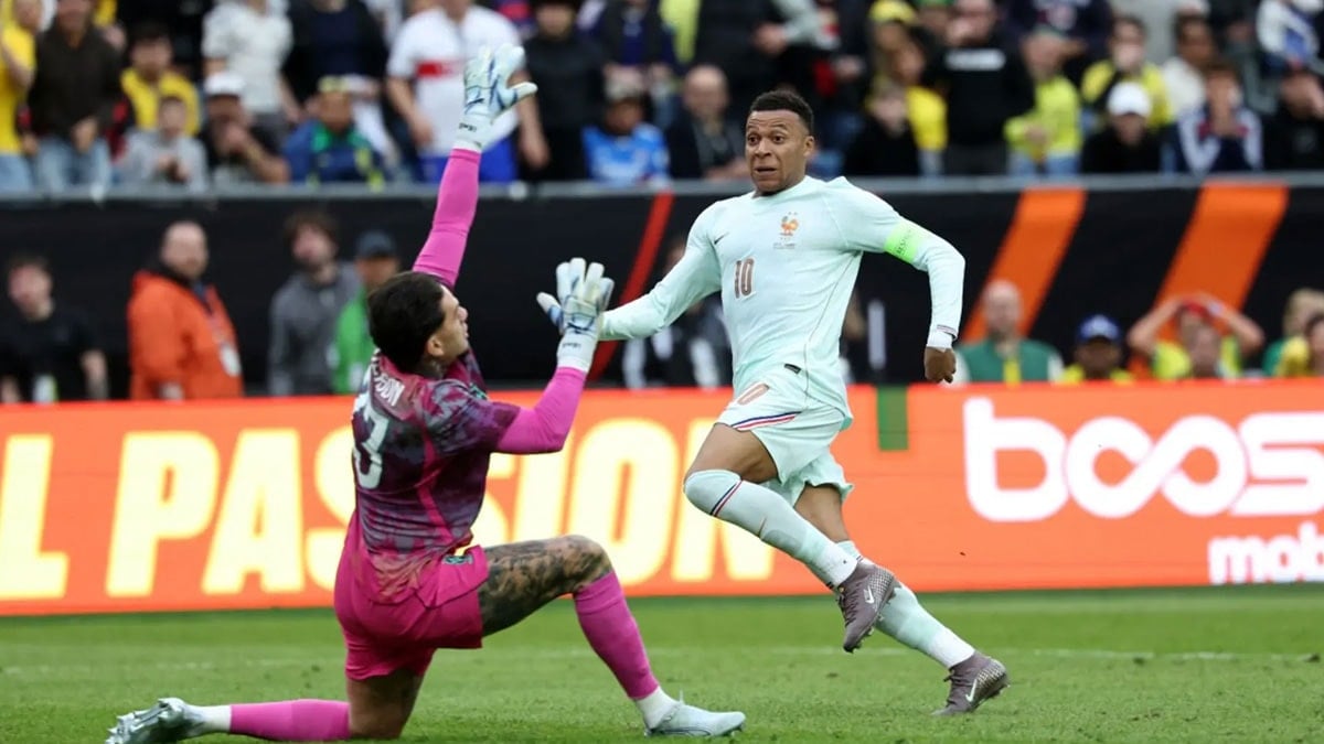 Ederson'un yediği goller olay oldu: İki kez aynı hataya düştü topa tutuldu