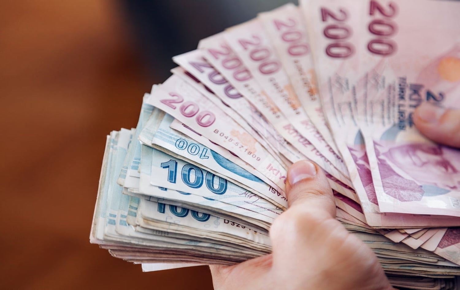 Aylık en yüksek reel getiri BIST 100 endeksinde oldu