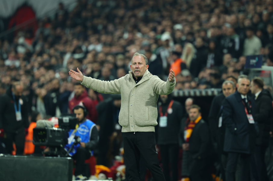 Sergen Yalçın: 'Yaşananlar komedi...'