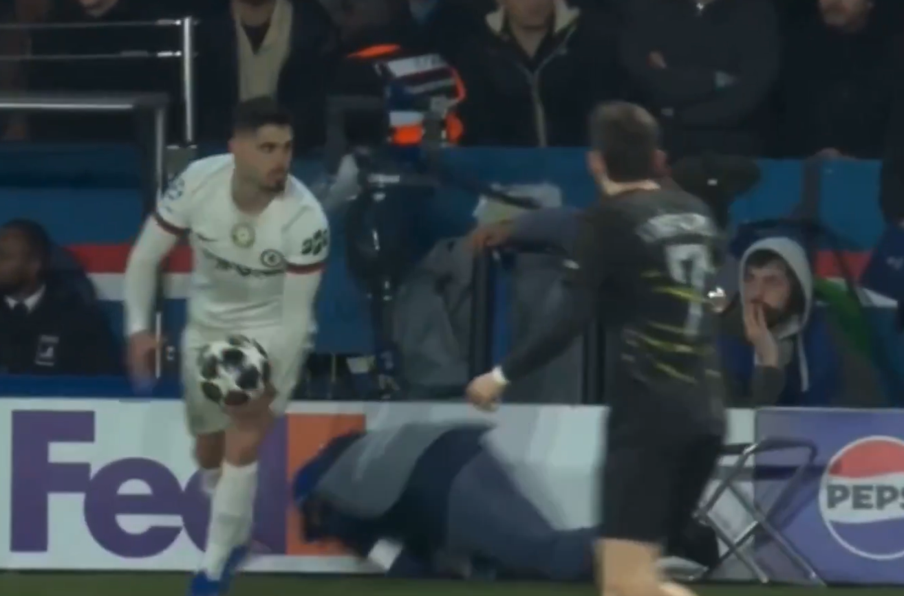 Top toplayıcıya yaptığı hareket UEFA'yı devreye soktu! Pedro Neto'ya disiplin soruşturması