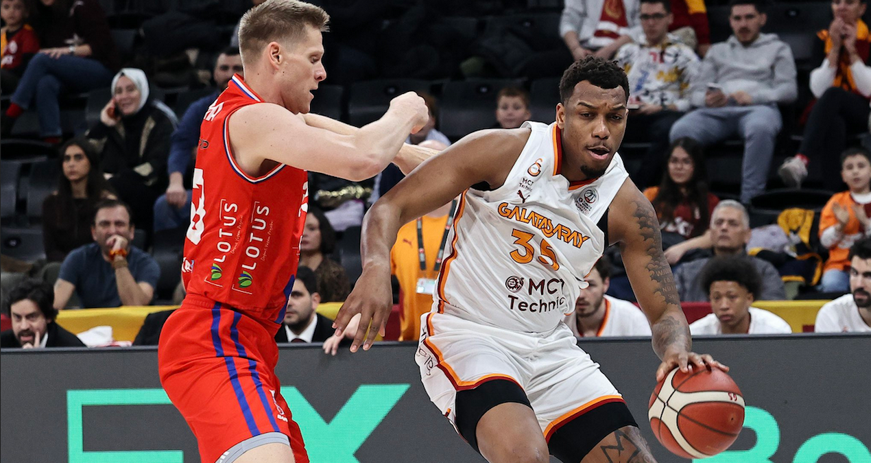 Galatasaray, Büyükçekmece'yi son nefeste devirdi