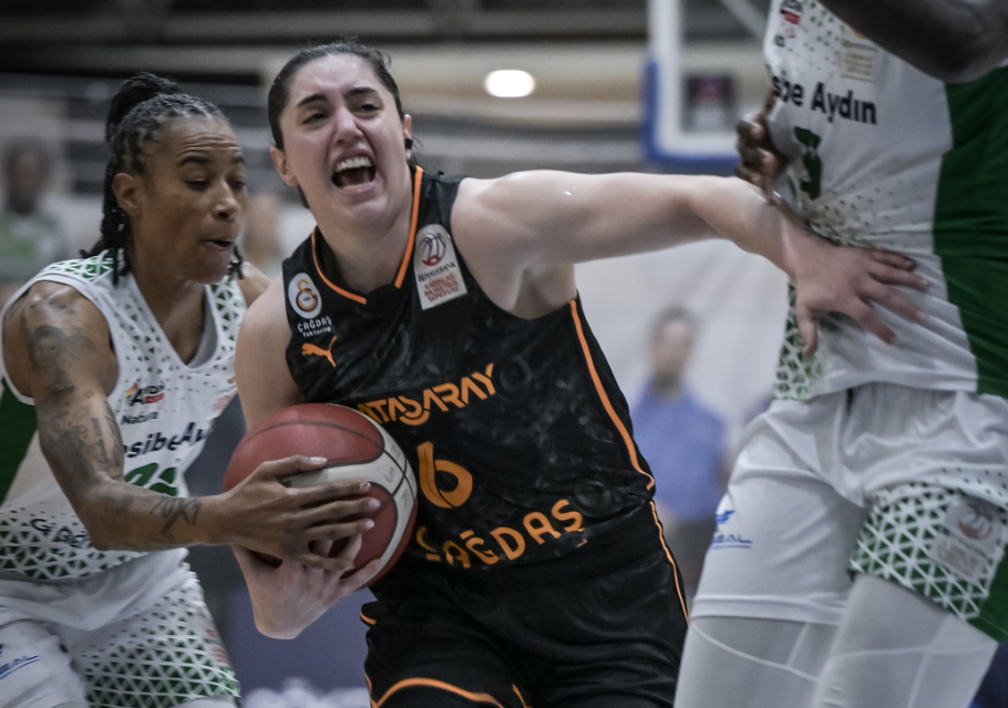 Galatasaray seriyi 2-0'a taşıdı! Yarı finale çıktı