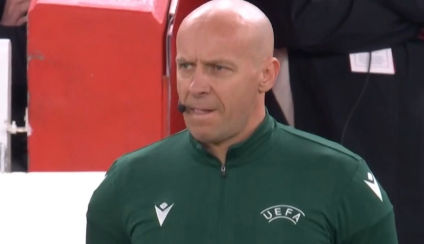 Liverpool-Galatasaray maçının hakemi sakatlandı