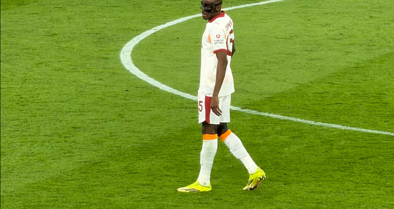 Galatasaray'da Osımhen şoku! Devam edemedi