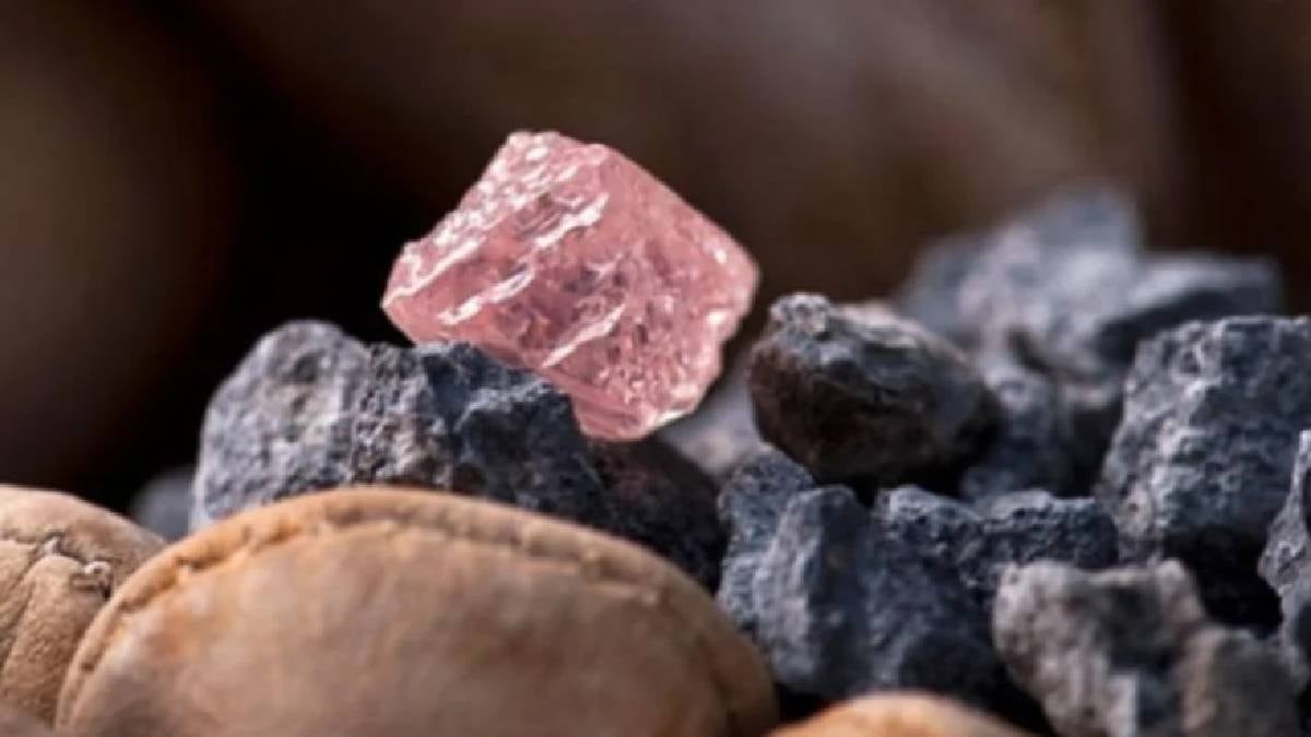 Elmastan daha sert olan eşsiz bir mineral keşfedildi