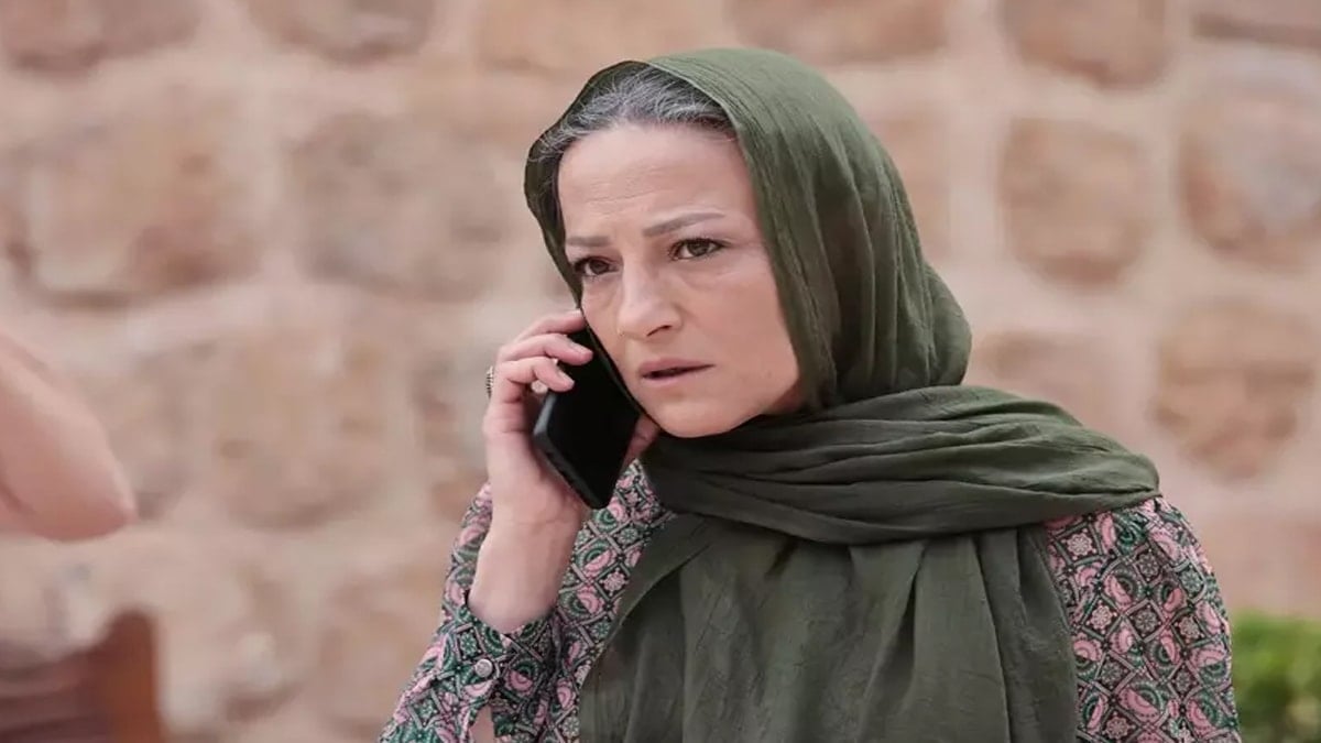 Uzak Şehir'in Fidan'ı sosyal medyada gündem oldu: 'Aman Fidan hanım ne yapıyorsunuz'