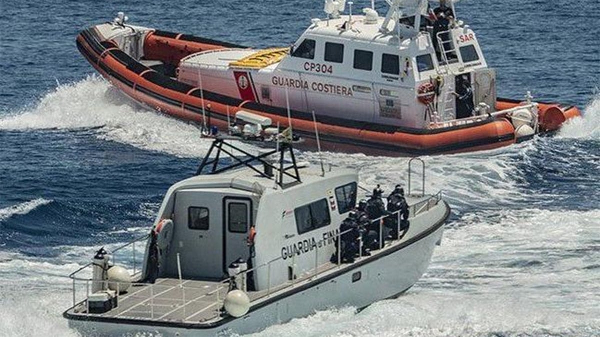 Frontex'e ait gemi Meis Adası açıklarında battı