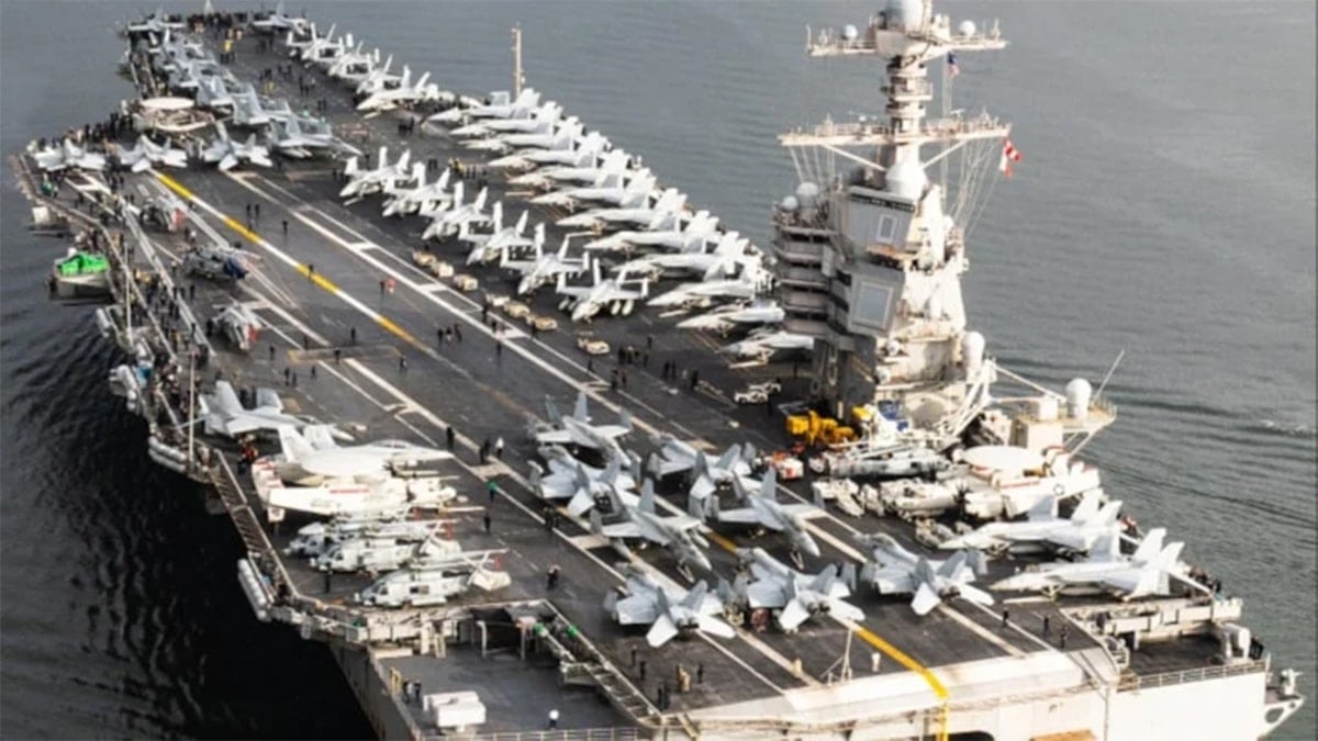 ABD'nin en büyük uçak gemisi Kızıldeniz'de
