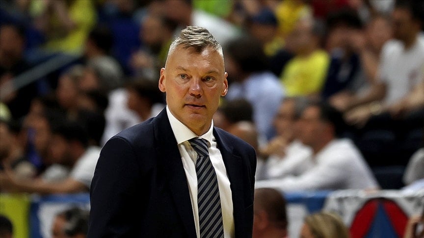 Fenerbahçe'ye şok! Jasikevicius Dubai'de mahsur kaldı