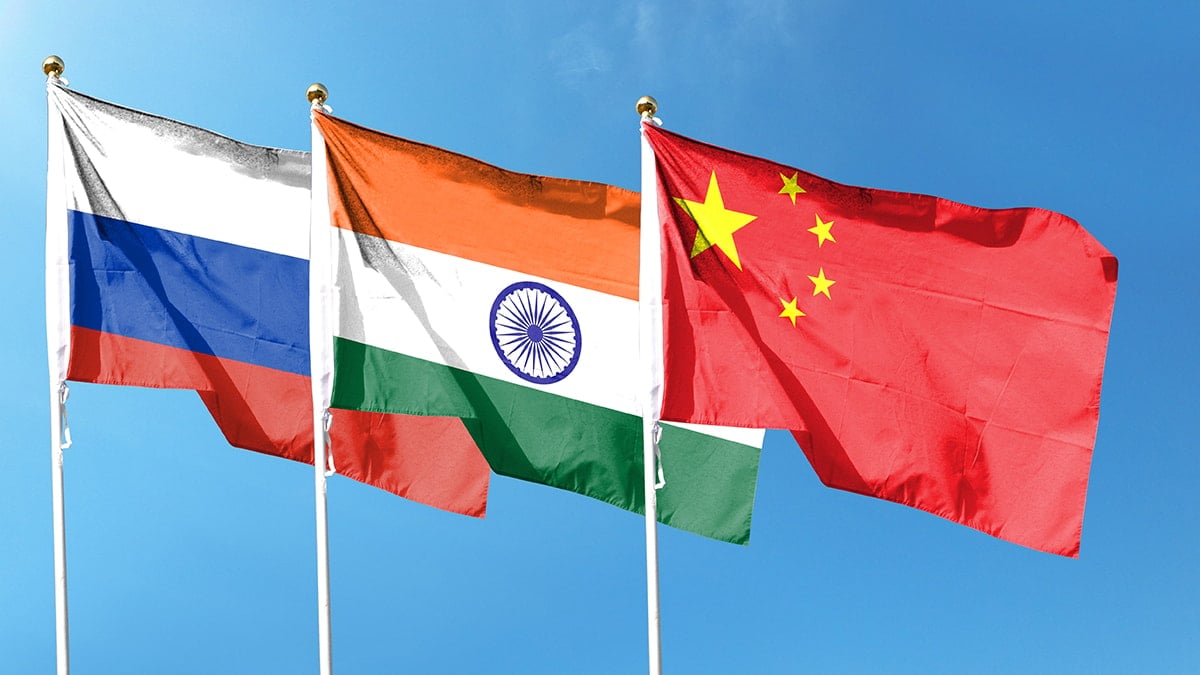 Rusya'dan petrol hamlesi! Çin ve Hindistan'a sevkiyatı artırmaya hazır