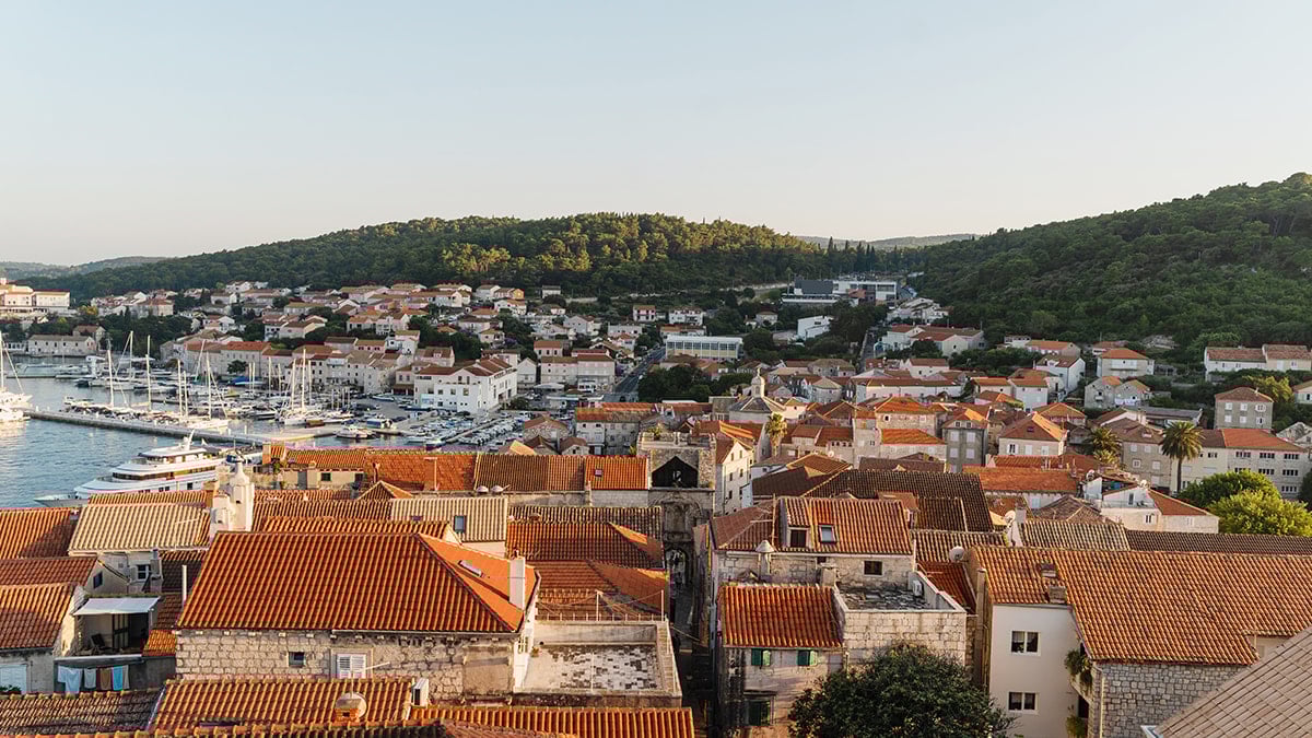 Komşudan vatandaşlarına 'gitmeyin' çağrısı