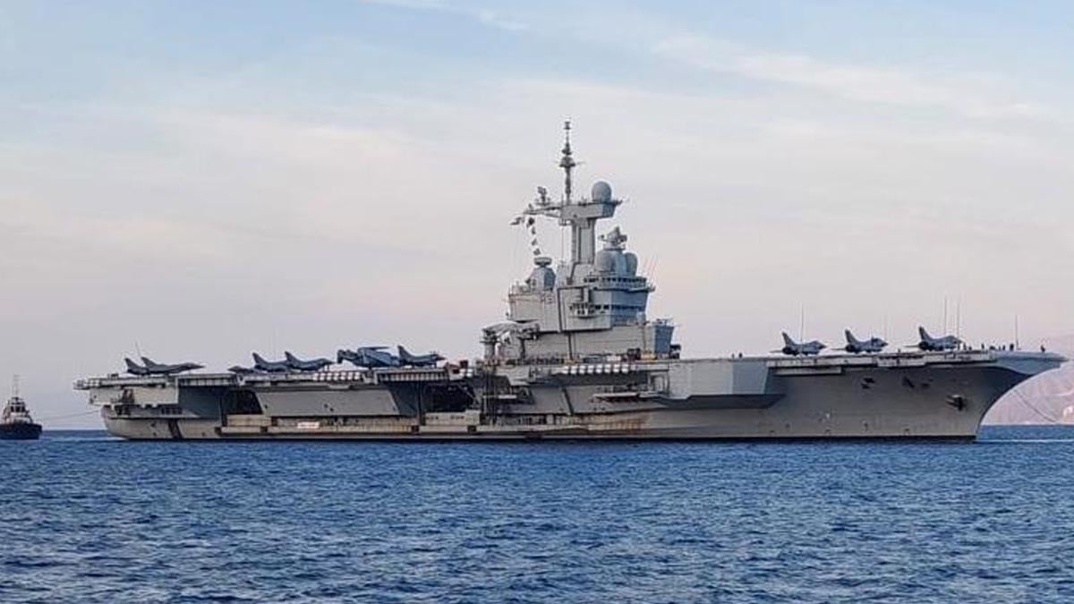 Macron’dan akdeniz emri: Charles de Gaulle uçak gemisi göreve çıkıyor