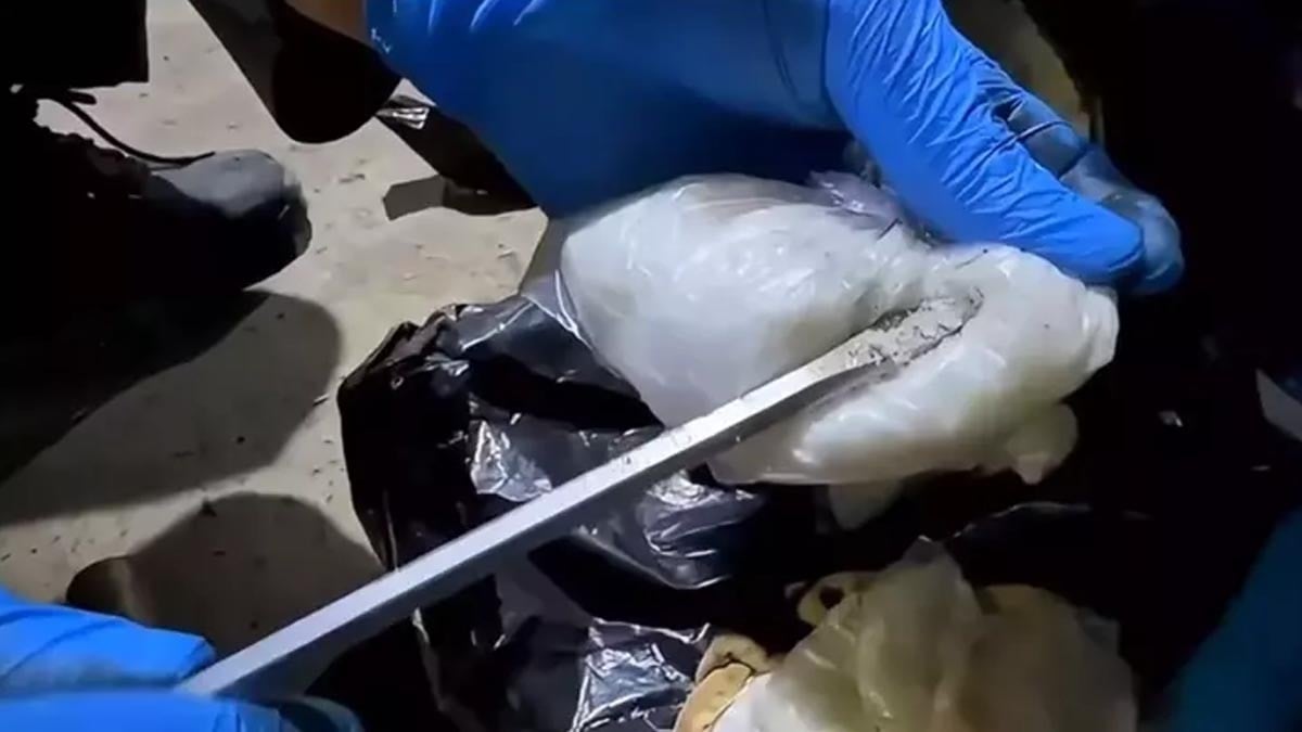 8 kilo uyuşturucuyu mutfak tüpüne sakladılar