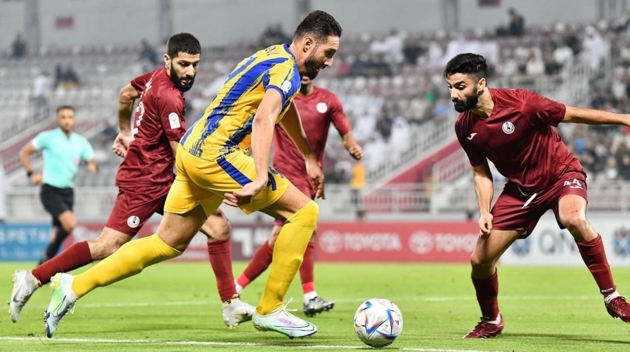 Katar'da ligler iptal edildi