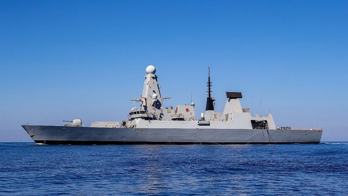 İngiltere'den Kıbrıs'a savaş gemisi gönderme kararı