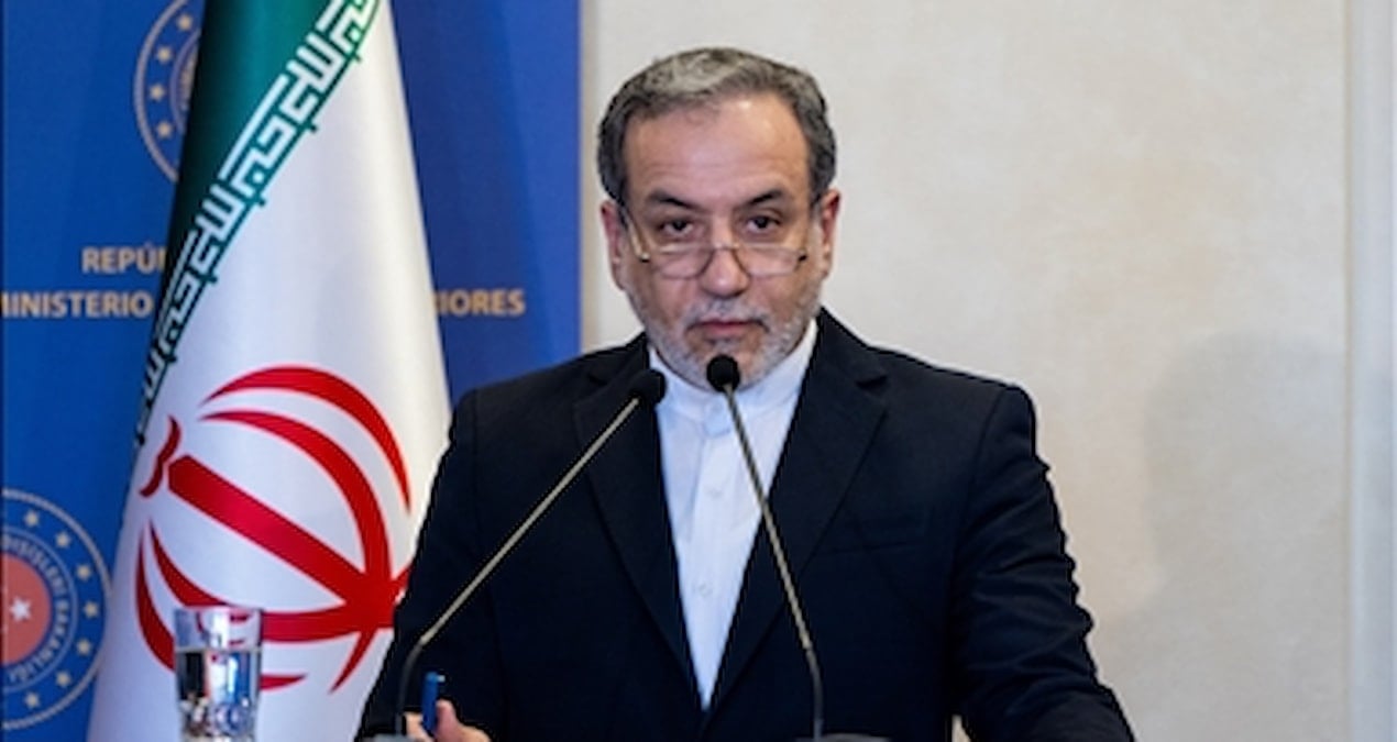 İran Dışişleri Bakanı: Hürmüz Boğazı'nı kapatmadık açık