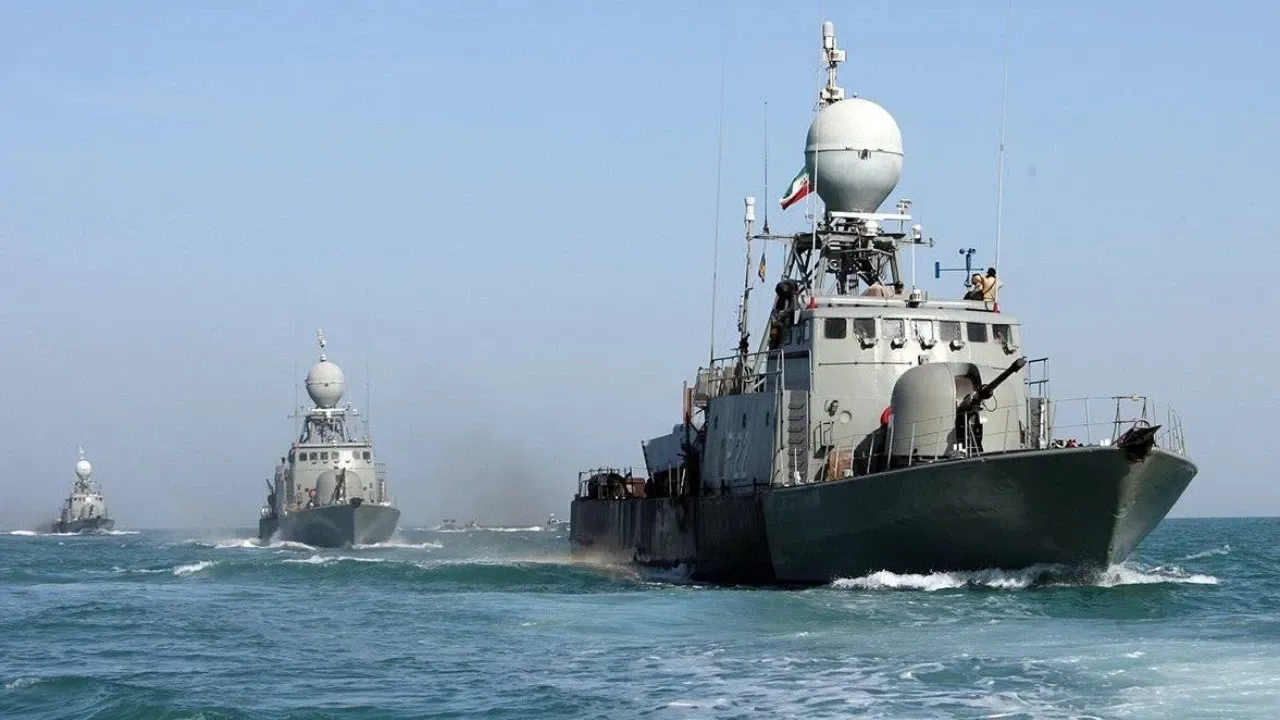 Hindistan, 'şeref konuğu' olarak çağırdığı İran gemisini ABD'ye ihbar etti, 130 denizci hayatını kaybetti