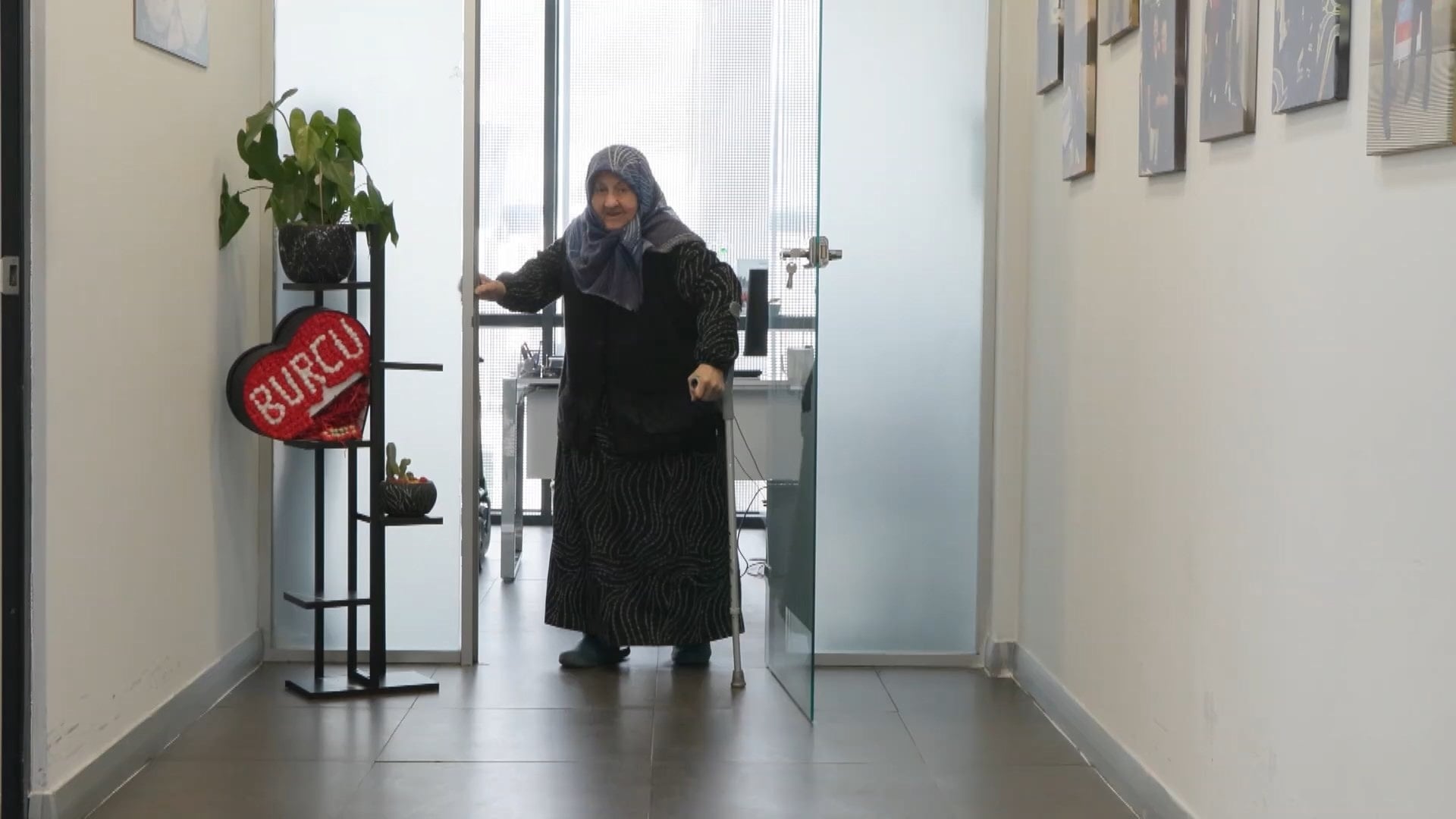 Fil hastalığıyla mücadele ediyordu; tedaviyle 2 haftada ayağa kalktı