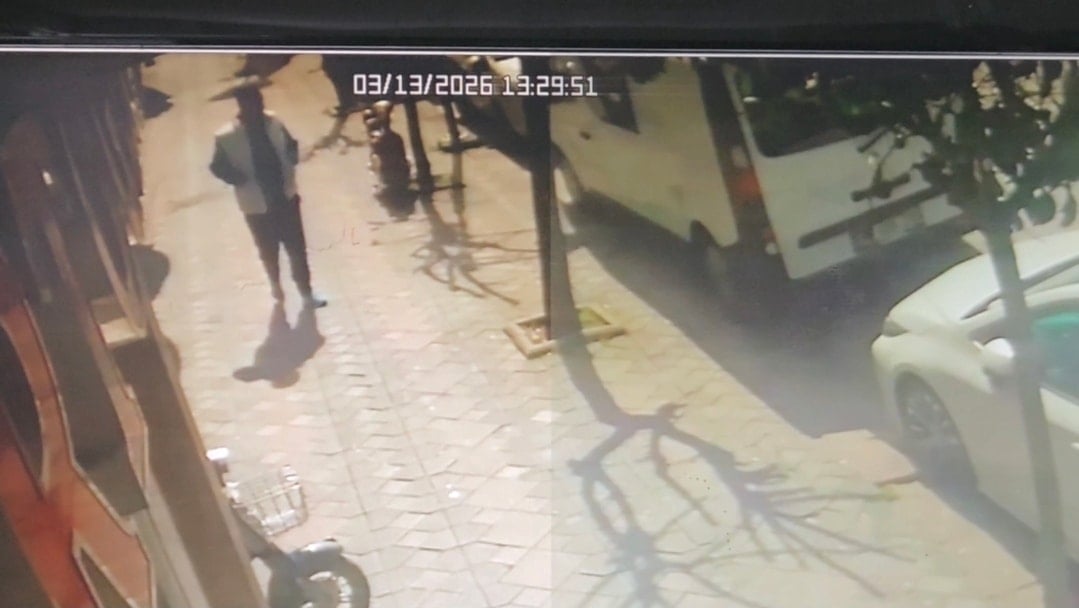 Zeytinburnu'nda muhtar silahlı saldırıya uğradı