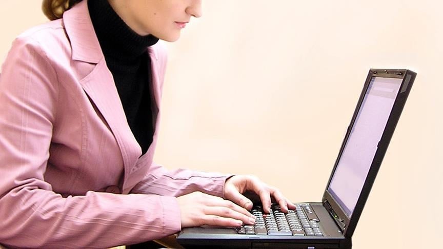Kadın memurlar için haftada 4 gün mesai talebi