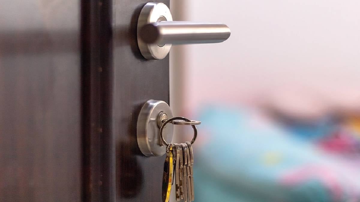 Evinde bu kapıdan olanlara acil uyarı yapıldı