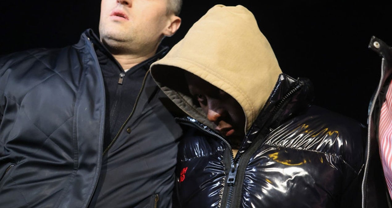 Yıldız futbolcu yaşlı kadına çarpıp kaçtı: Görüntüler ortaya çıktı