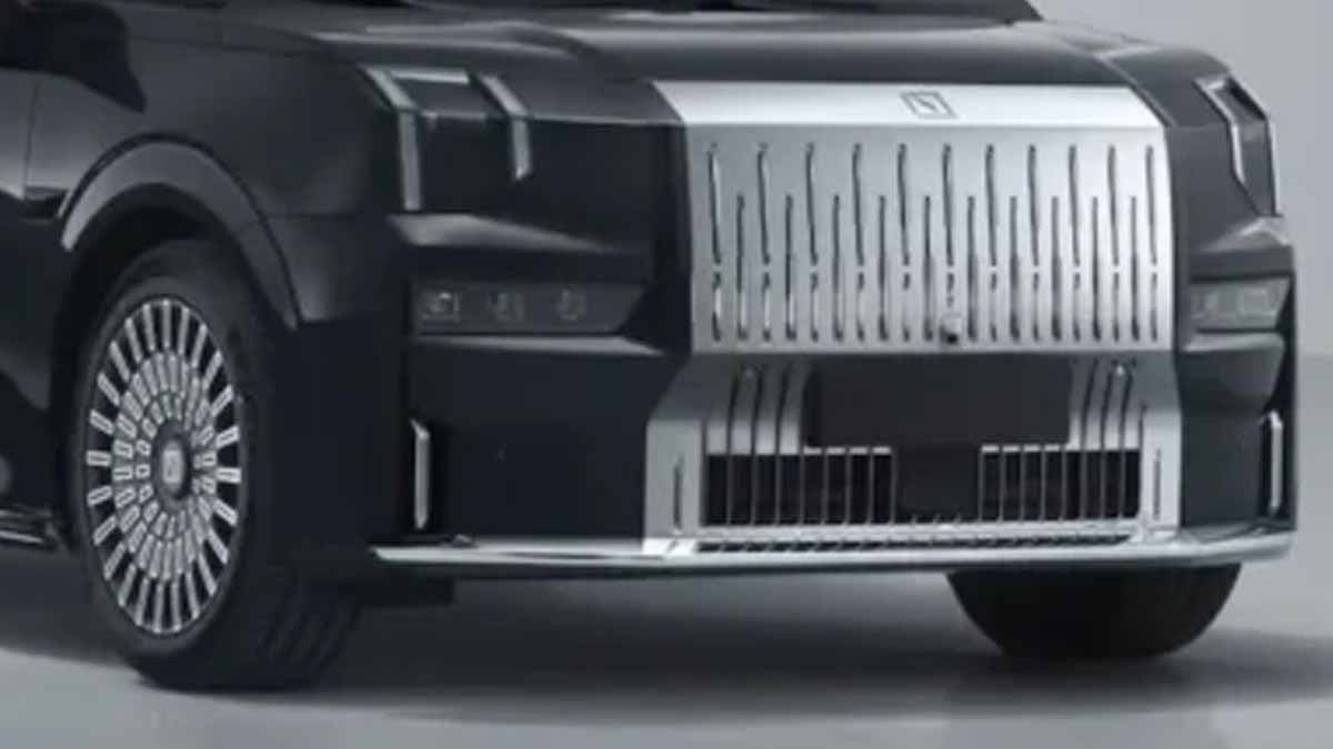 Benzin almaktan hızlı: Bu elektrikli araç 7 dakikada şarj oluyor