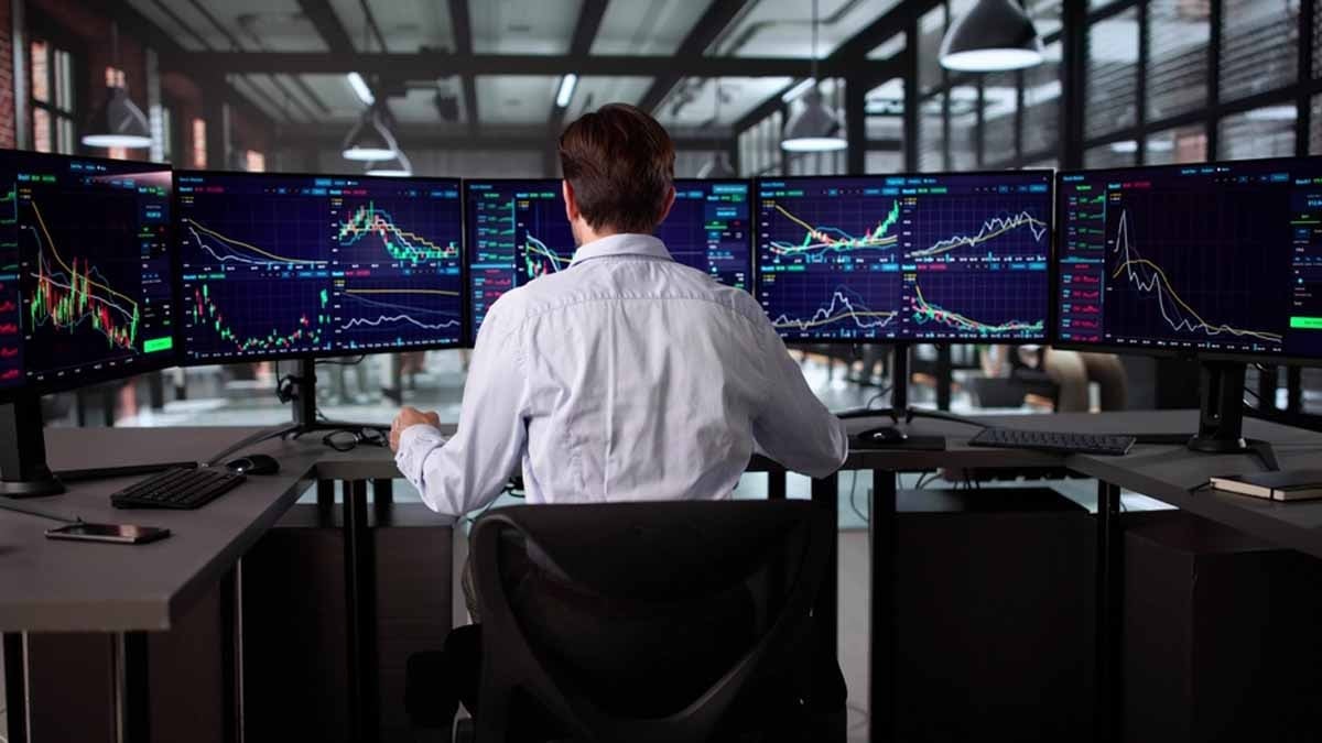 Kasasında 11 milyar dolar var: Bu hisse Wall Street beklentisini ezip geçti