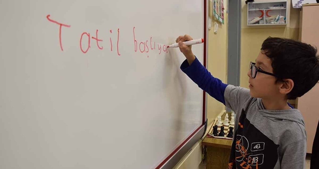 Bayram tatili ne zaman, 2. dönem ara tatil bayramla birleşecek mi 2026?