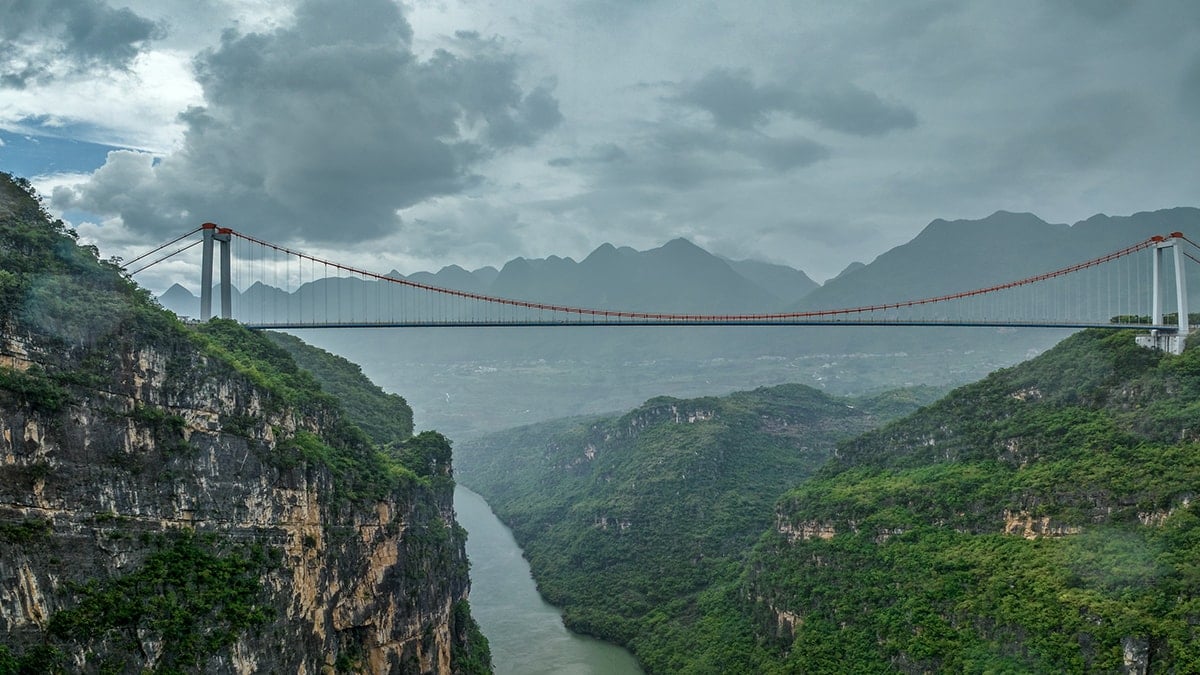 Dünyanın en yüksek köprüsü: 200 katlı binaya eş değer