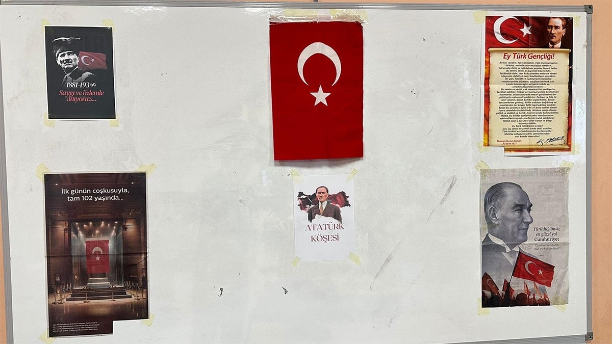 Atatürk köşesi yaptı, sürgün edildi