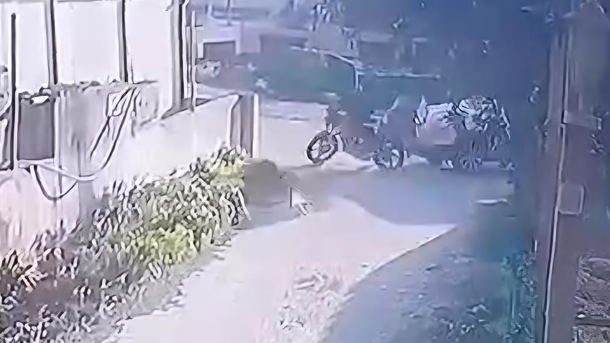 Otomobilin arkadan çarptığı motosikletin sürücüsü öldü