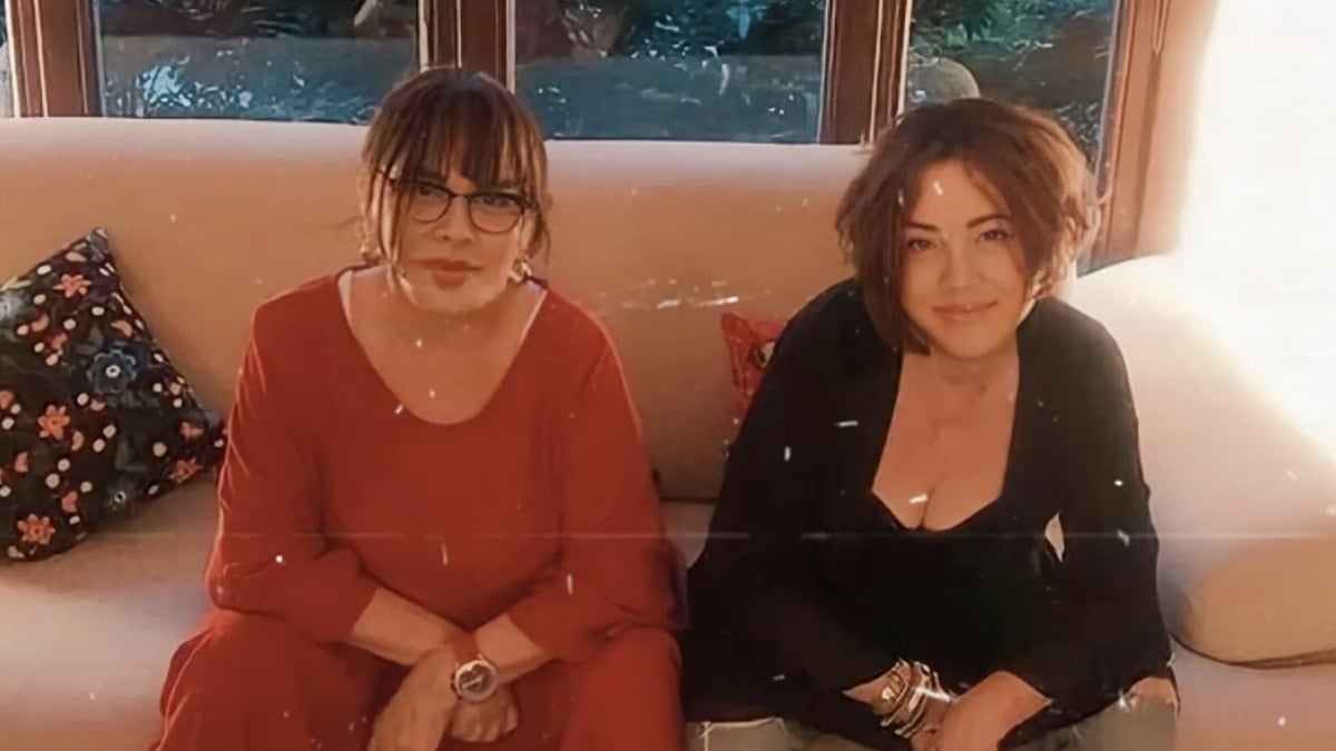 Nazan Öncel’den sürpriz paylaşım: Sezen Aksu detayı heyecanlandırdı