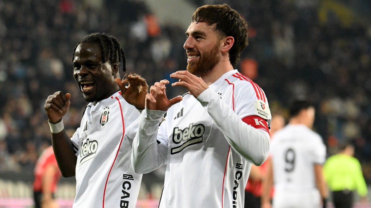 Orkun Kökçü yılın frikiğini atıp golünü yorumladı!