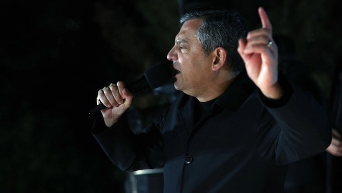 Özgür Özel'den Bolu'da 'Tanju Özcan' tepkisi