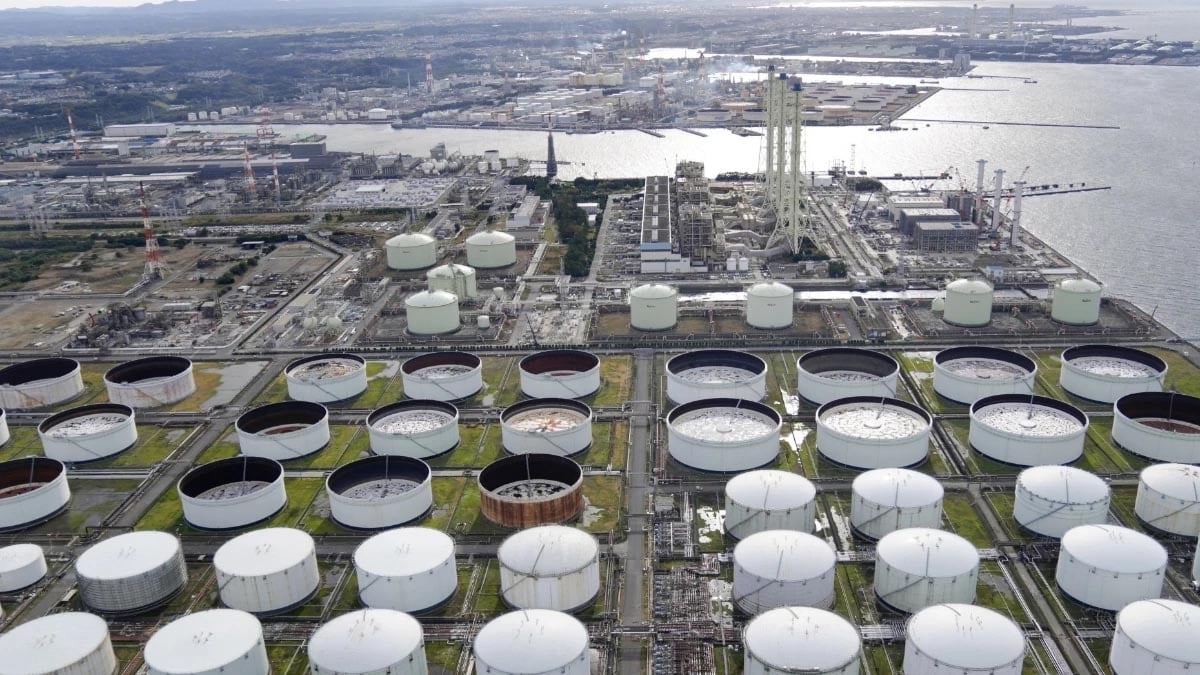 Almanya petrol rezervlerini devreye sokuyor