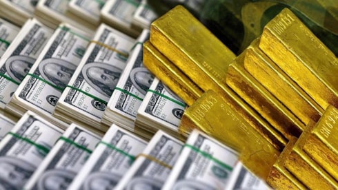 Merkez Bankası rezervleri 164,4 milyar dolar olduMerkez Bankası'nın 31 Temmuz haftasındaki toplam rezervleri bir önceki haftaya göre 1 milyar 842 milyon dolar artarak 164 milyar 448 milyon dolara çıktı.