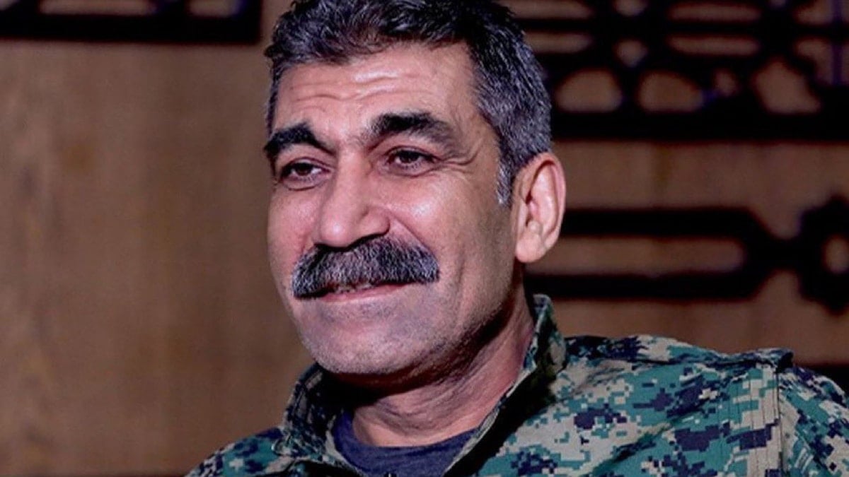 Ödülle aranan PKK’lı bakan yardımcısı oldu