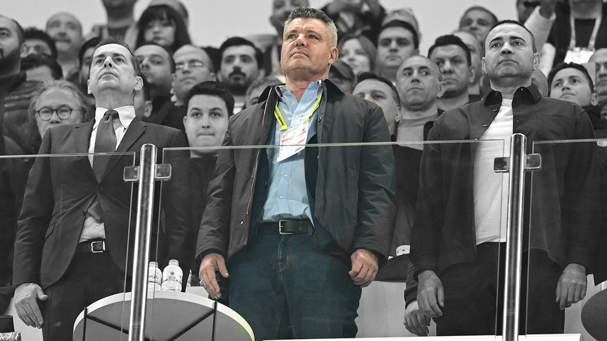 Sadettin Saran'a Antalya'da okul şoku