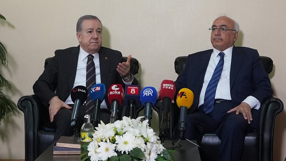 Bahçeli'nin başlattığı süreci yardımcısı bir adım ileri taşıdı