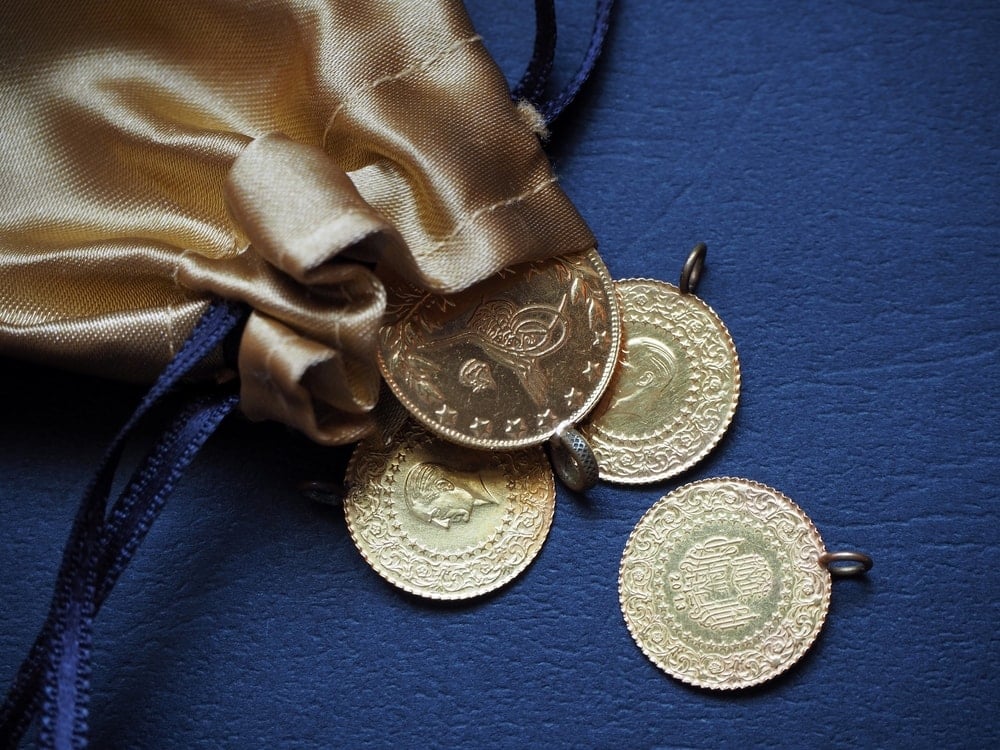 Çeyrek altın mı gram altın mı daha çok kazandırır?